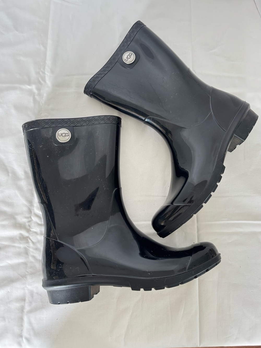 UGG Women's Black Gloss Rain Boots Size 7